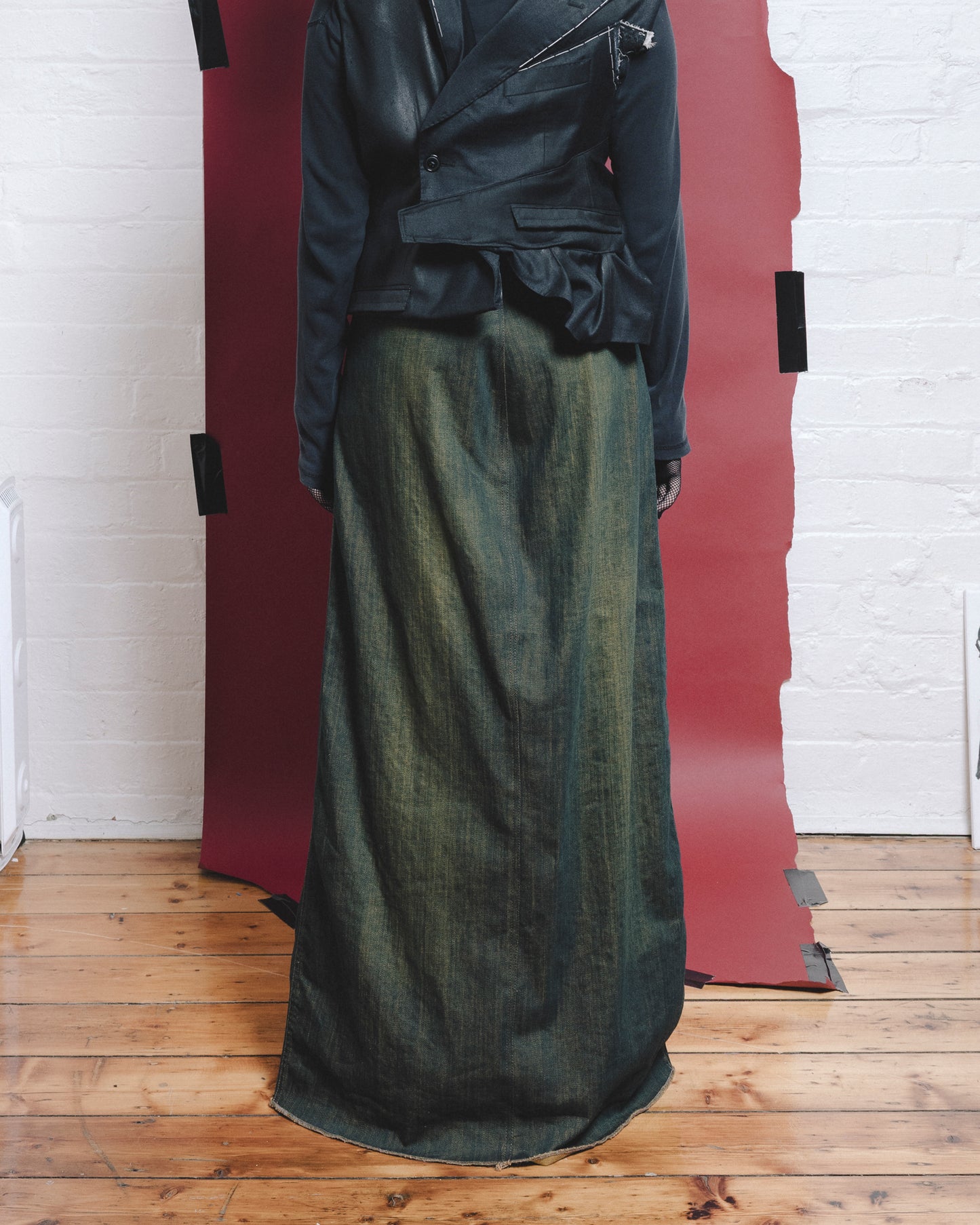 WASHED DENIM SKIRT